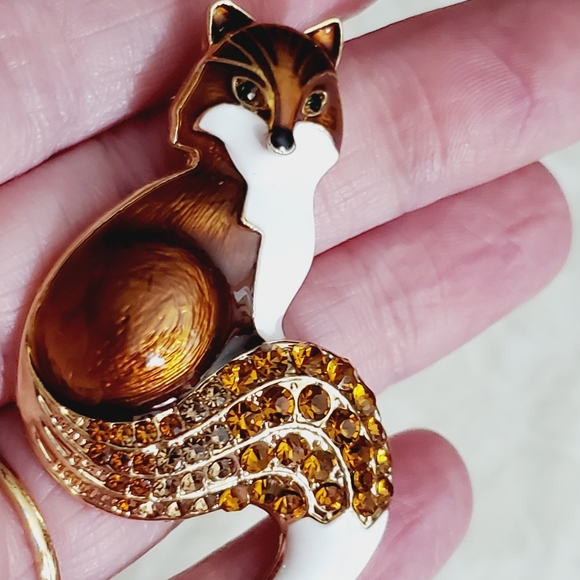 Fox brooch enamel crystal brown fall autumn animal woodland necklace pendant - Picture 6 of 9
